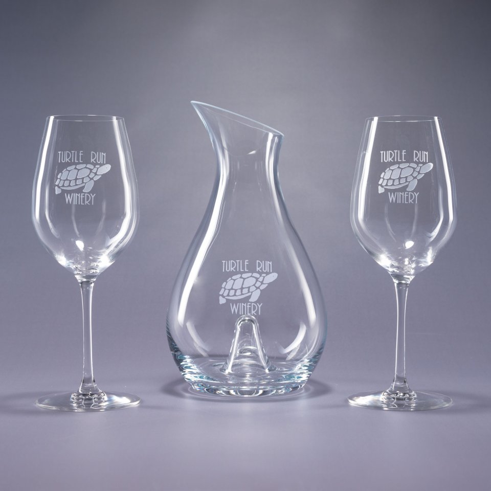 Bar &amp; Wine Gifts: Elevating Corporate Appreciation One Toast at a Time